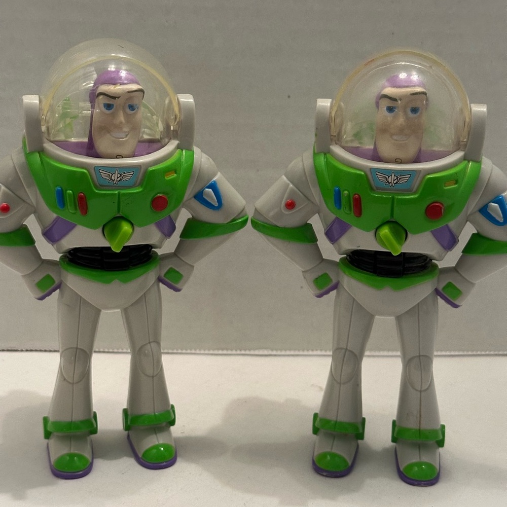 Buzz Lightyear Action Figure Set VTG McDonalds Candy Dispenser